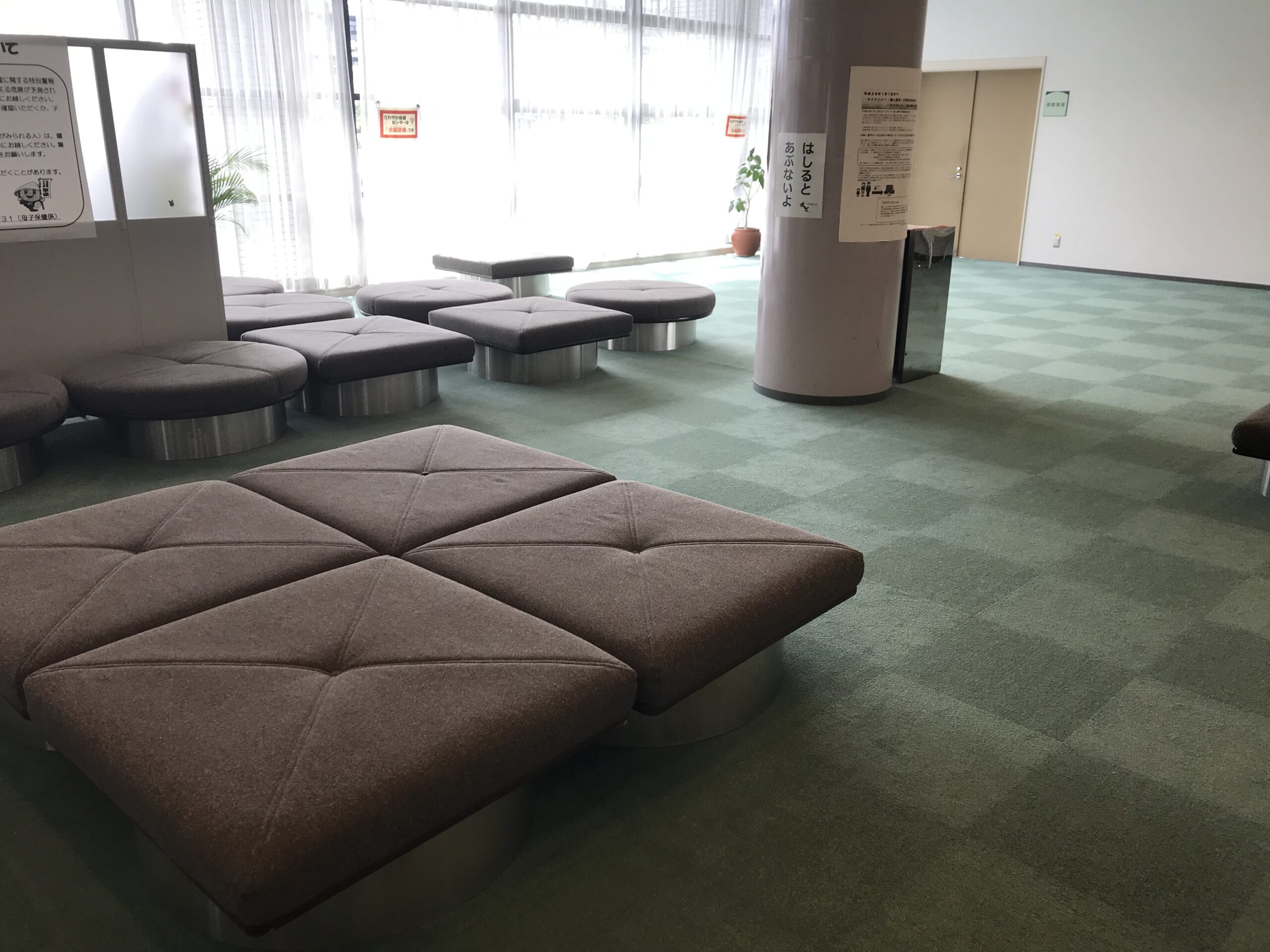 店舗・施設の椅子張替え