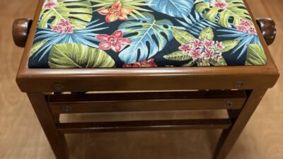 ご家庭のピアノ椅子張替え